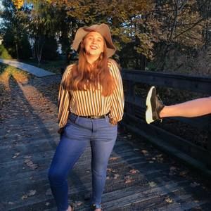 Meet your Posher, Brooke